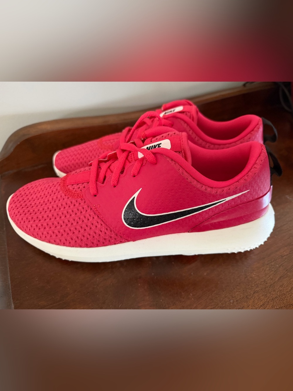 NEW Nike Women’s Golf Shoes size 9.5M